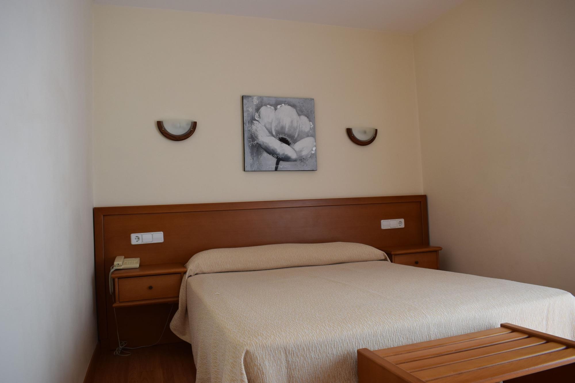 Hotel Vida Playa Paxarinas Portonovo Esterno foto