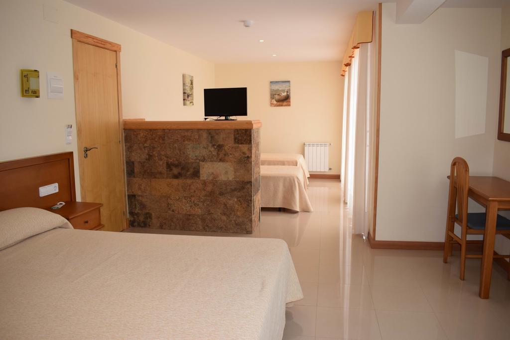 Hotel Vida Playa Paxarinas Portonovo Esterno foto